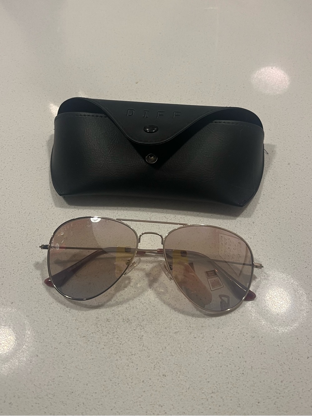 Diff Eyewear Women's Aviator Sunglasses in Gold with Rose-Tinted Lenses